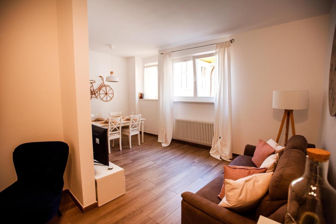Ferienwohnung Portico Ventizerodue Meran Exterior foto