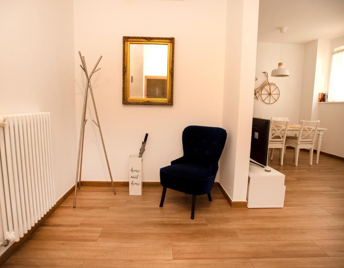 Ferienwohnung Portico Ventizerodue Meran Exterior foto