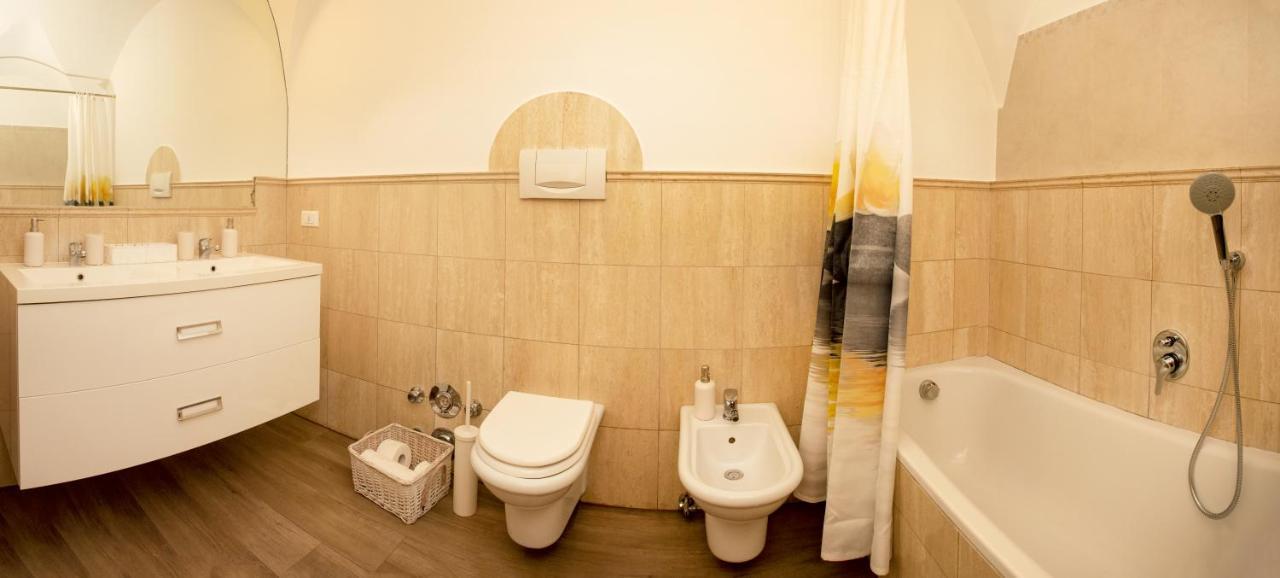 Ferienwohnung Portico Ventizerodue Meran Exterior foto