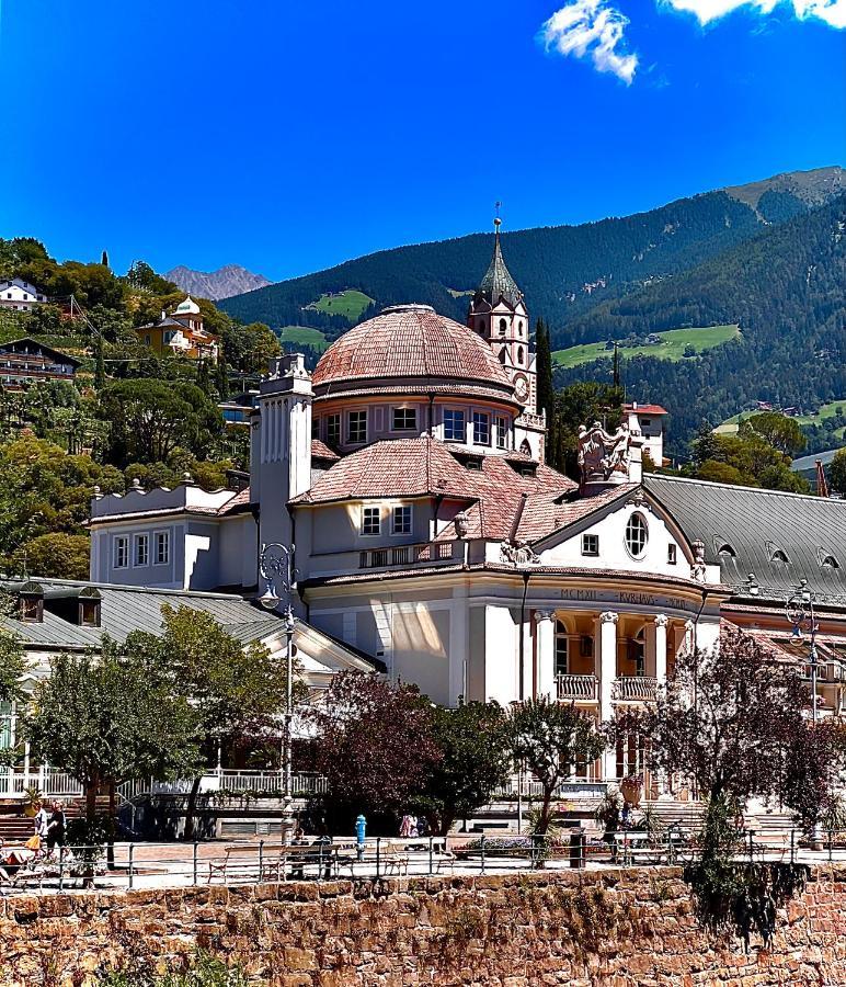 Ferienwohnung Portico Ventizerodue Meran Exterior foto
